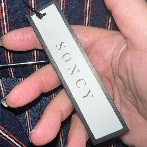 Soncy Plus Pajama Chic High Low Blouse (Soncy size 00) - Picture 6 of 11